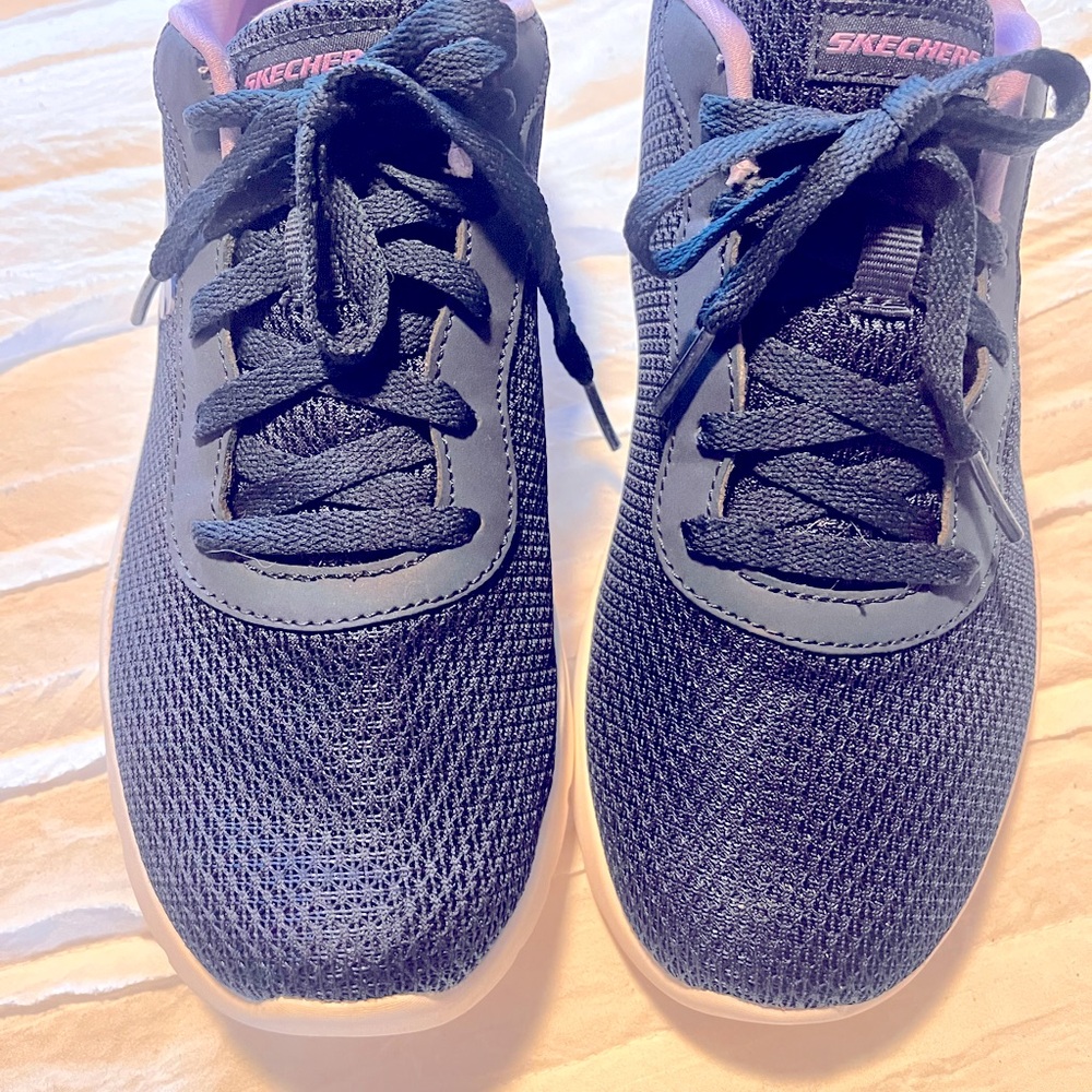 Sketchers memory foam Navy nylon size 7.5
